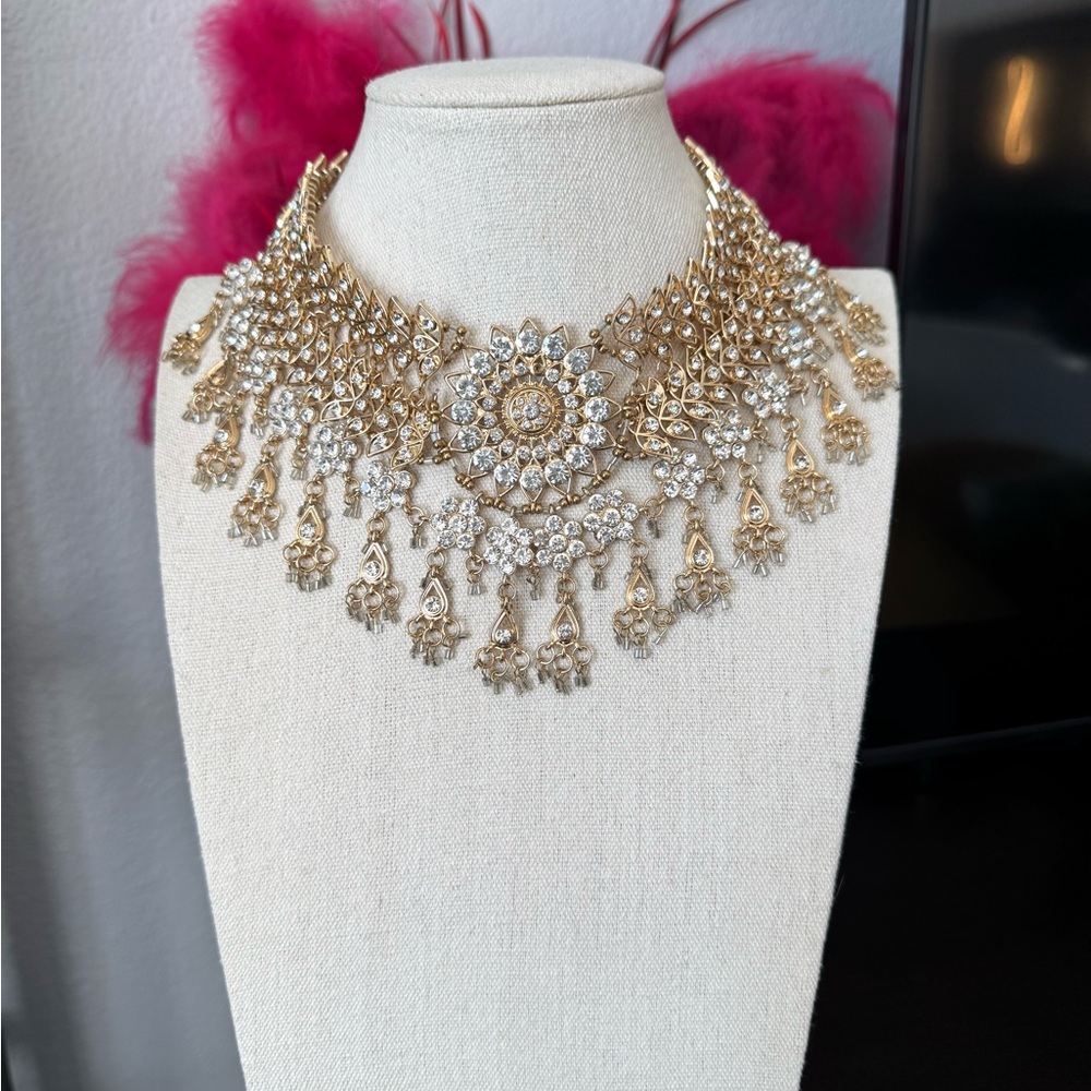 Off Park Collection Floral Pattern Collar Necklace - Picture 9 of 10